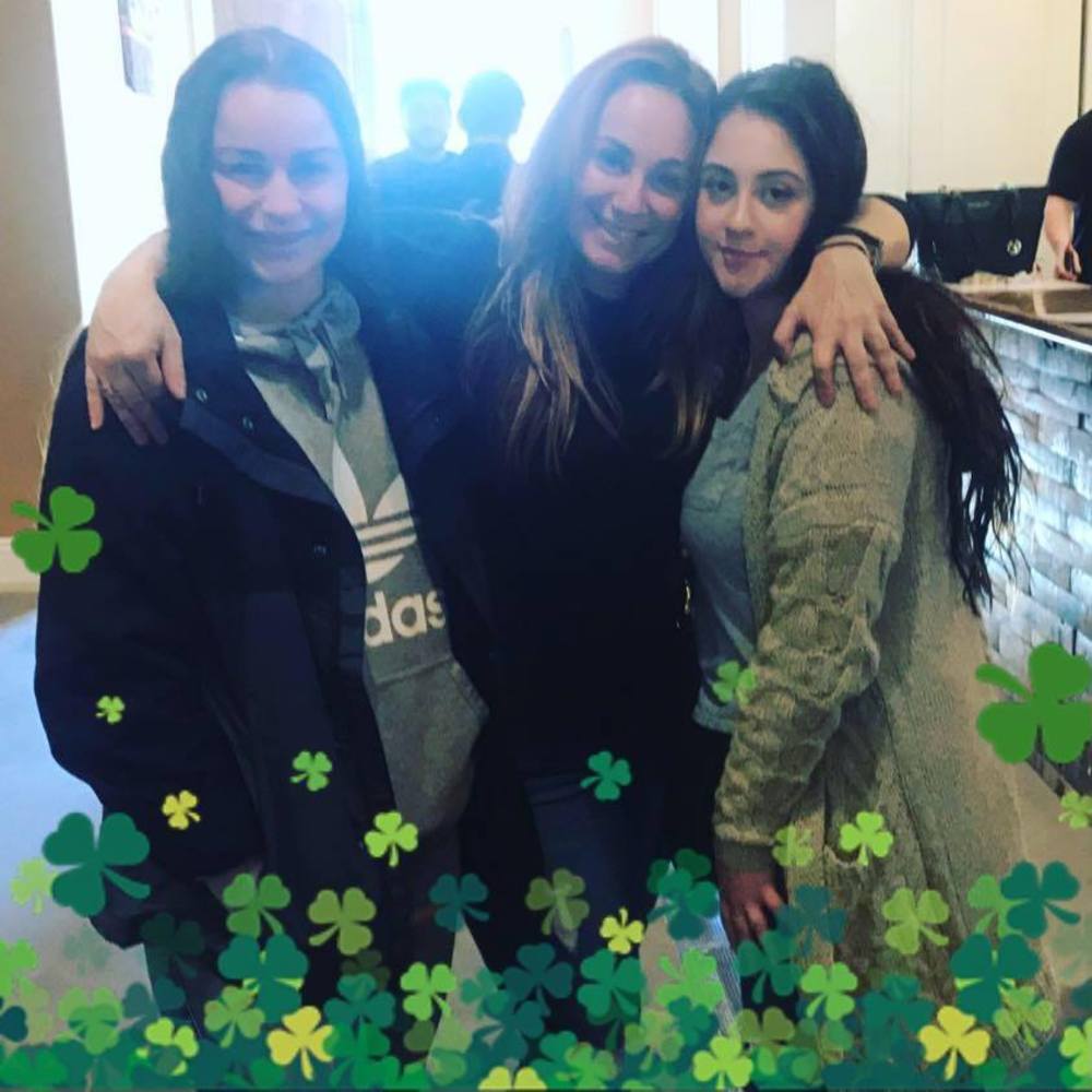 Meet your Posher, Farah